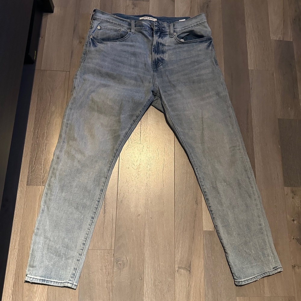 Men's Light Blue Jeans